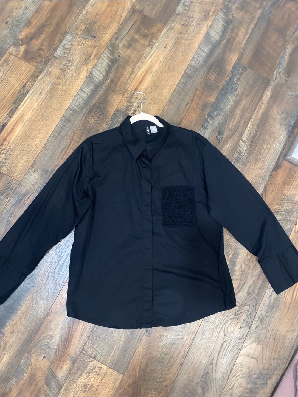 H&M Embroidery Pocket Back-Open Shirt